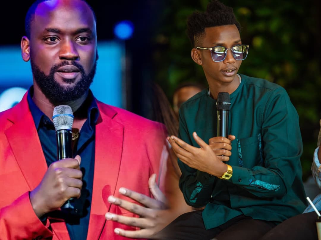 Kivumbi king mu muryango umwerekeza muri 1:55 AM ya Coach Gael