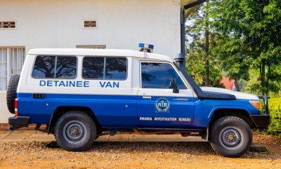 Kamonyi:Ibisambo 12 byatawe muri yombi bikekwaho gutega abaturage bakabambura utwabo